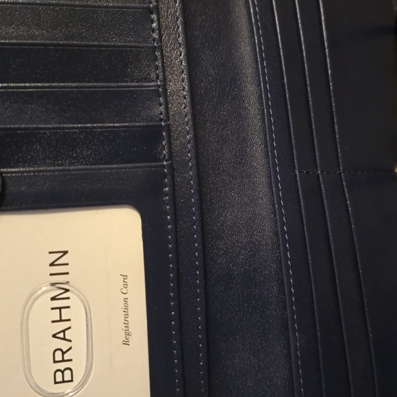 Elegant Blue and Cream Snakeskin Wallet - Picture 4 of 4